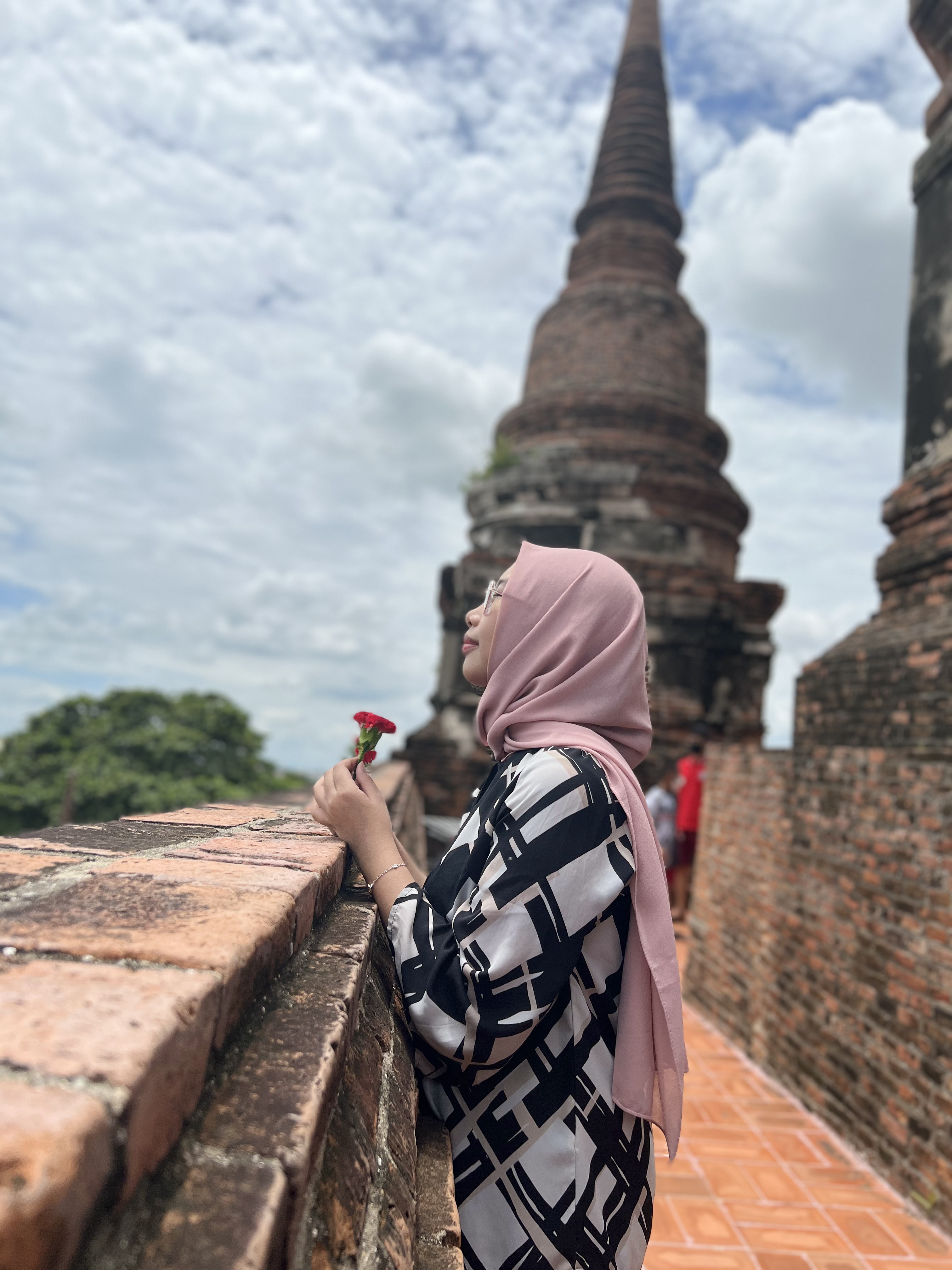 Amira presenting her designs